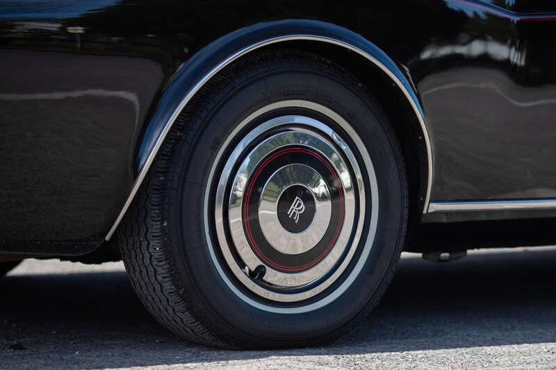 1990 Rolls - Royce Corniche