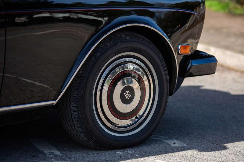 1990 Rolls - Royce Corniche