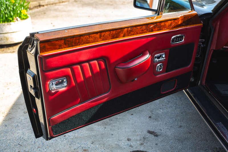 1990 Rolls - Royce Corniche