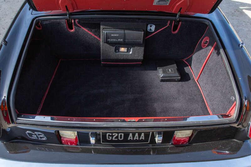 1990 Rolls - Royce Corniche