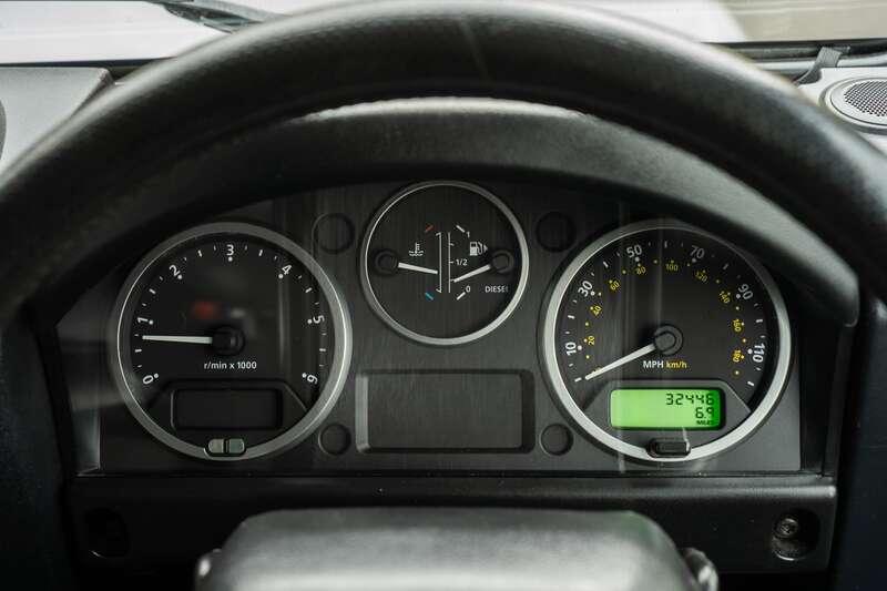 2011 Land Rover DEFENDER 90 XS TD