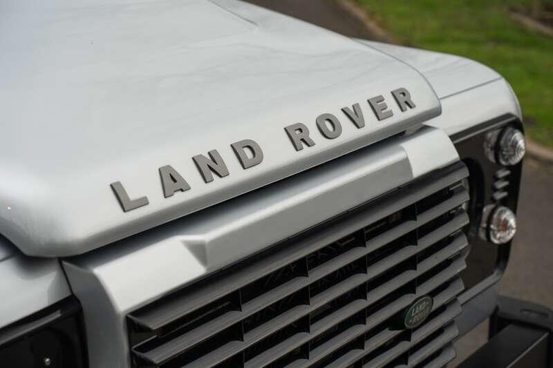 2011 Land Rover DEFENDER 90 XS TD
