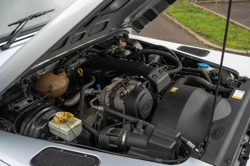 2011 Land Rover DEFENDER 90 XS TD