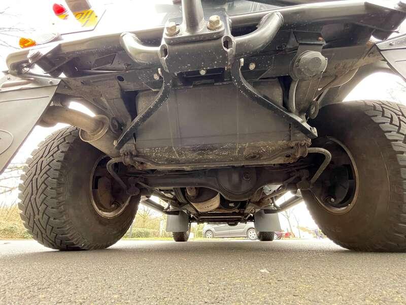 2011 Land Rover DEFENDER 90 XS TD