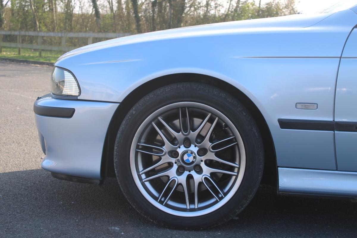 2000 BMW M5 E39 MANUAL