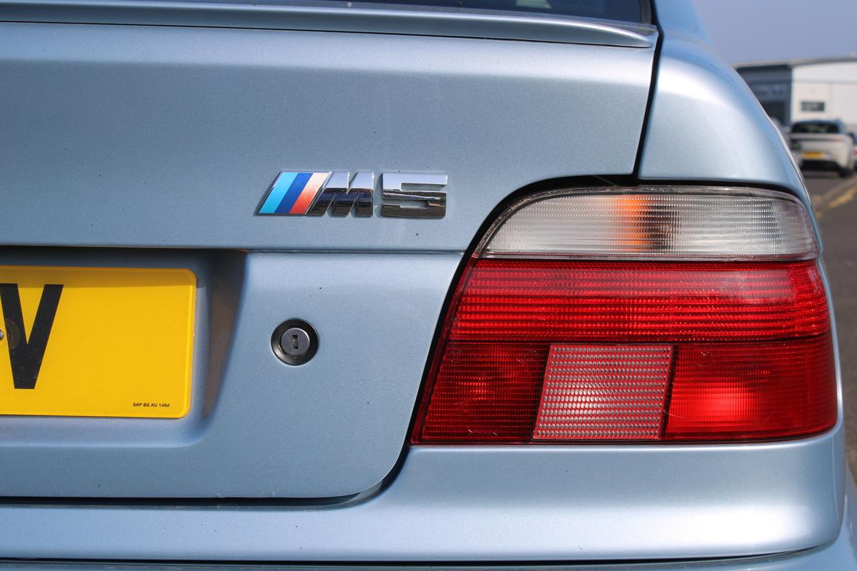 2000 BMW M5 E39 MANUAL