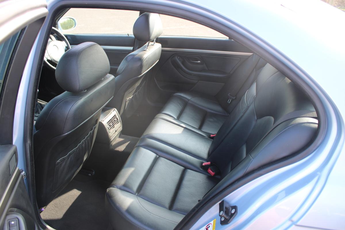 2000 BMW M5 E39 MANUAL