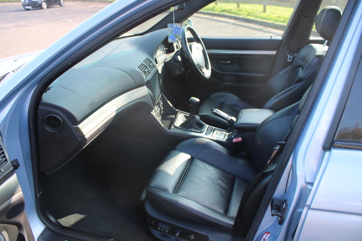 2000 BMW M5 E39 MANUAL
