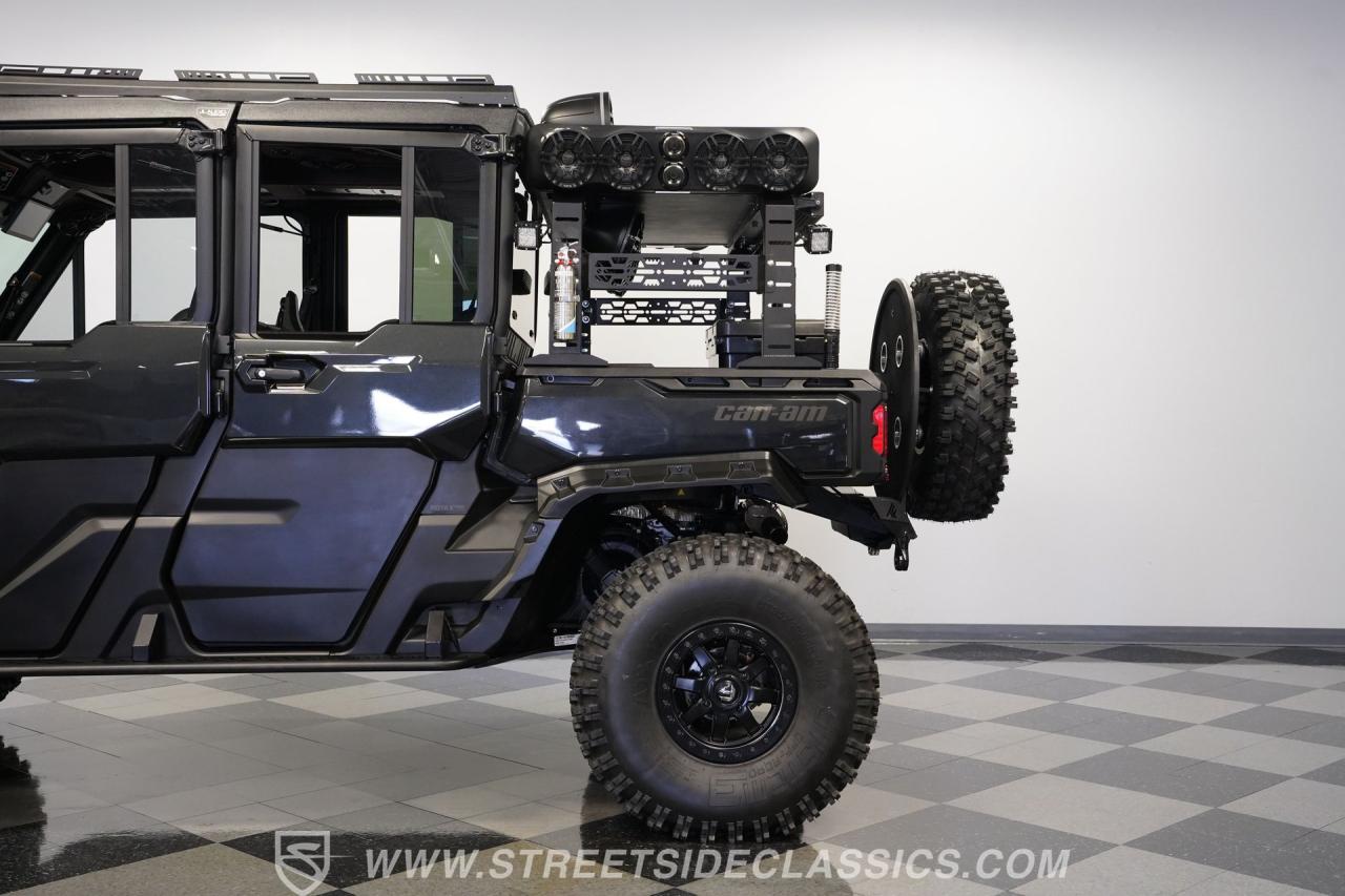 2025 Can Am Defender MAX Limited Lone Star HD10