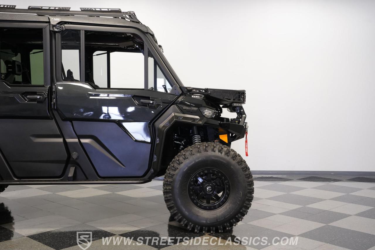 2025 Can Am Defender MAX Limited Lone Star HD10