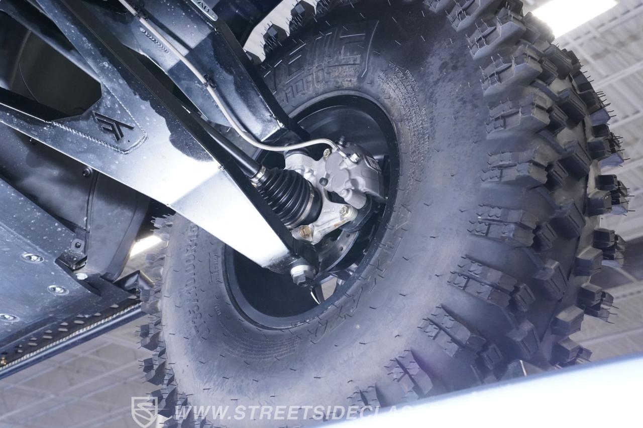 2025 Can Am Defender MAX Limited Lone Star HD10