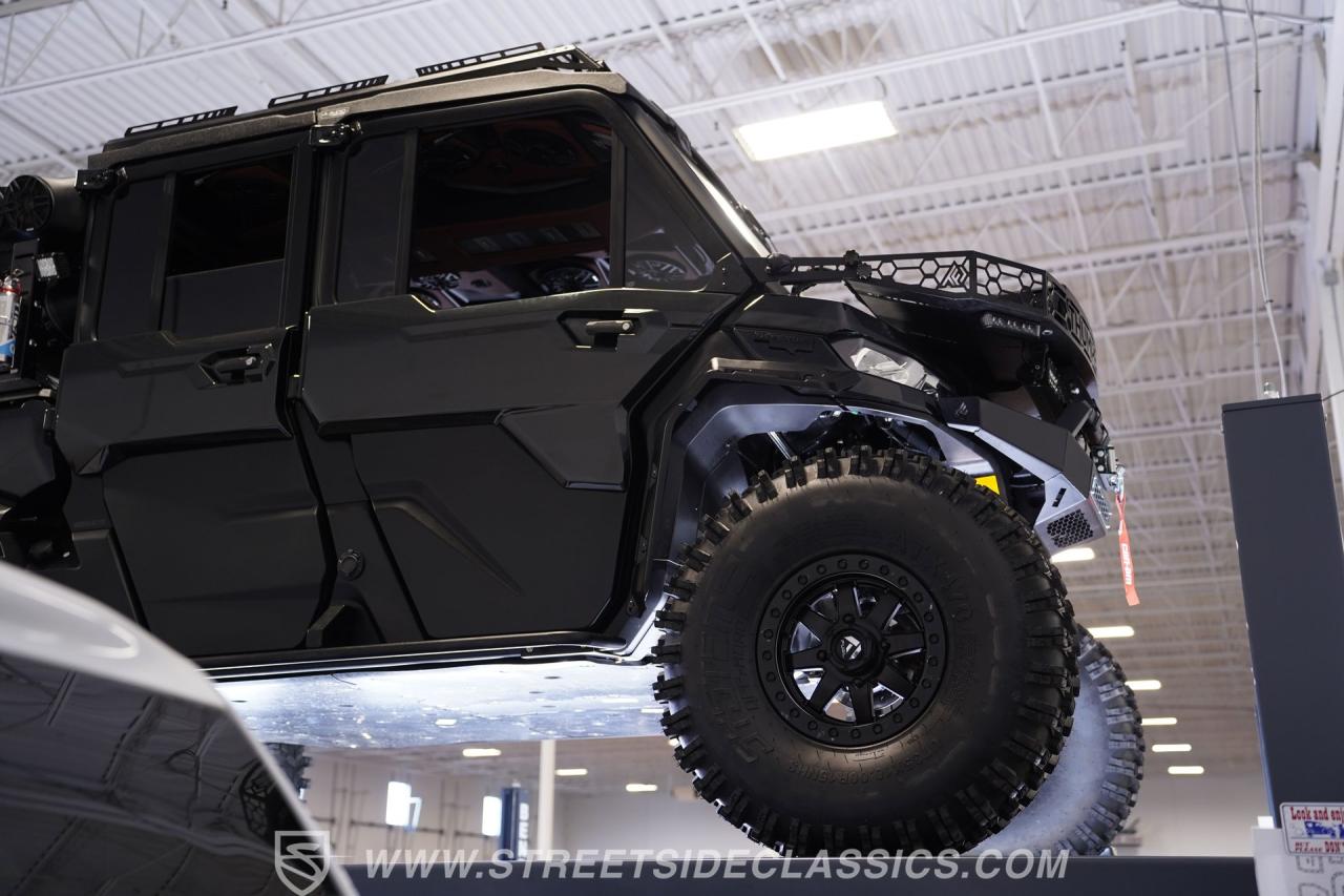 2025 Can Am Defender MAX Limited Lone Star HD10