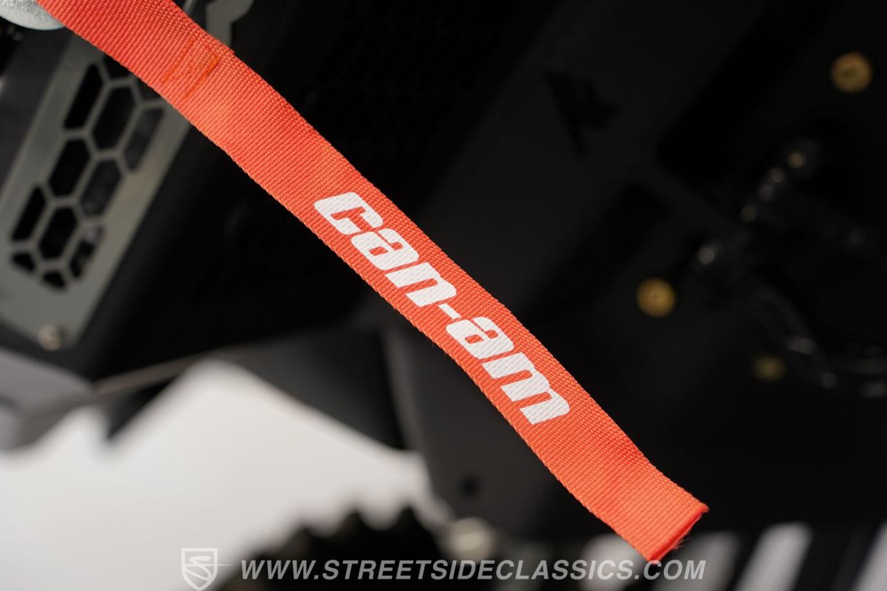 2025 Can Am Defender MAX Limited Lone Star HD10