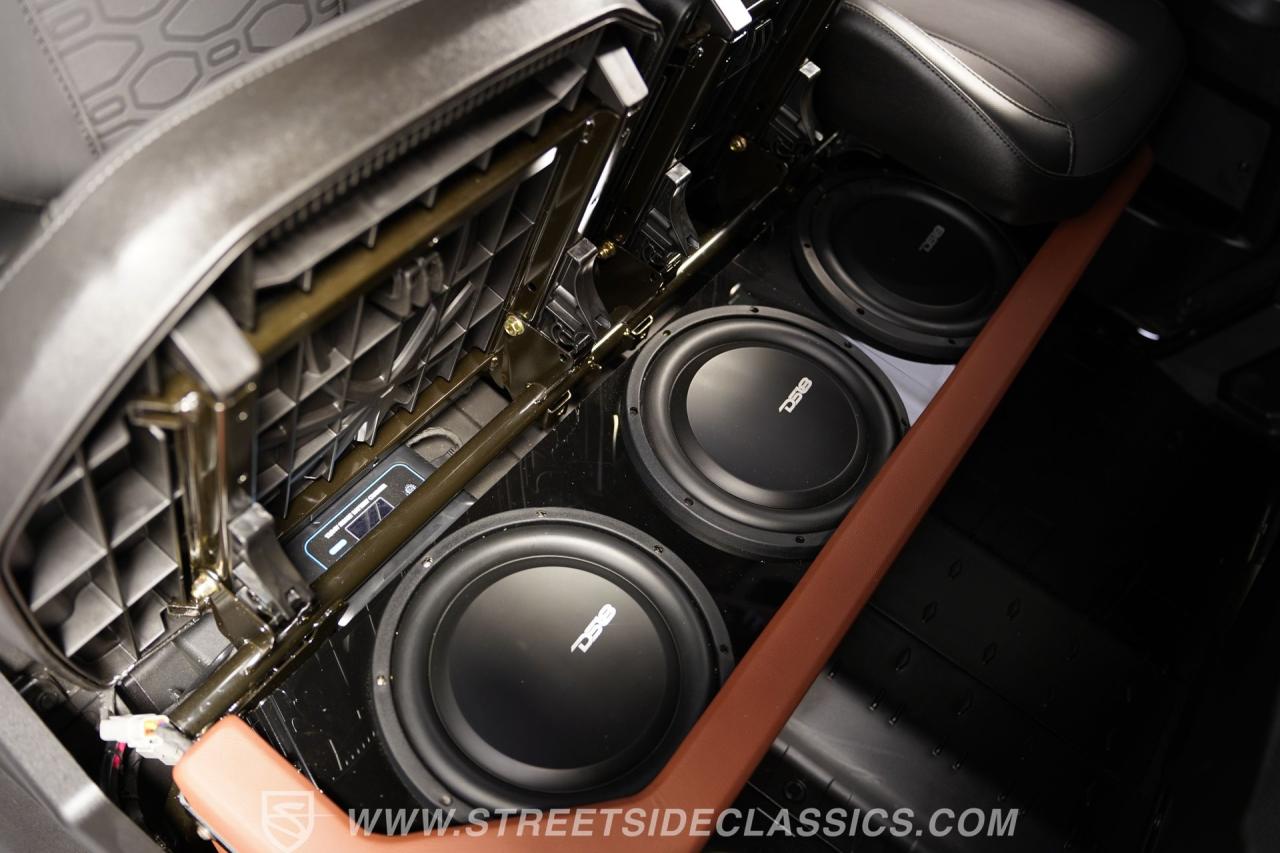 2025 Can Am Defender MAX Limited Lone Star HD10