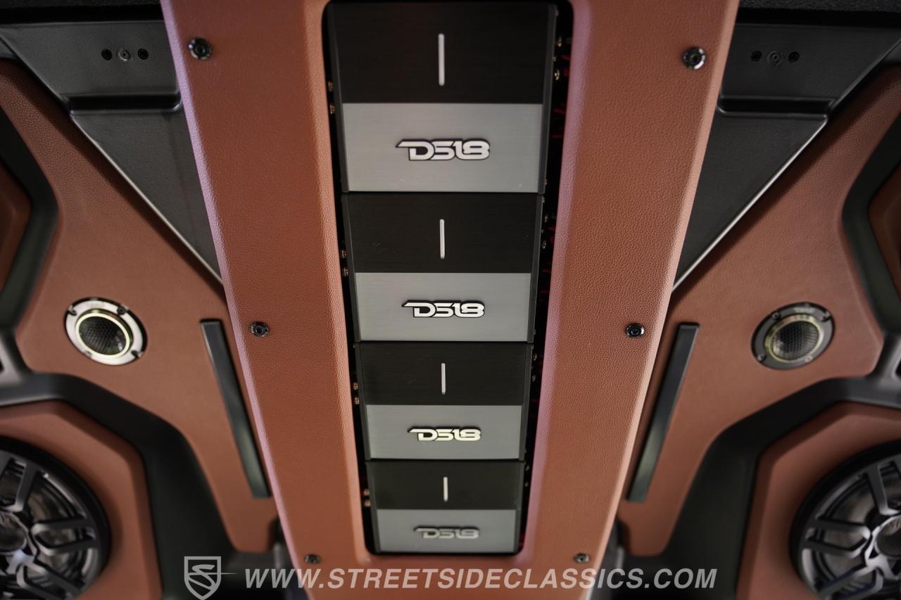 2025 Can Am Defender MAX Limited Lone Star HD10