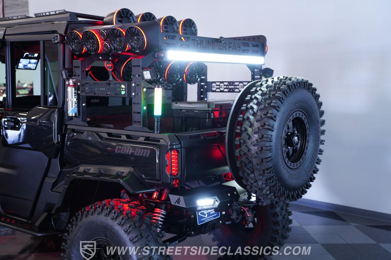 2025 Can Am Defender MAX Limited Lone Star HD10