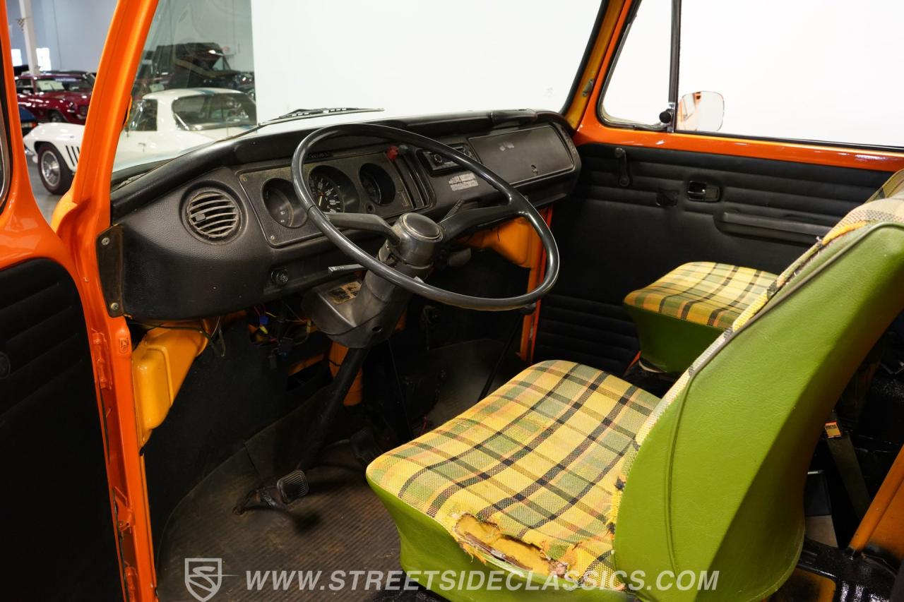 1977 Volkswagen Kombi Van Camper