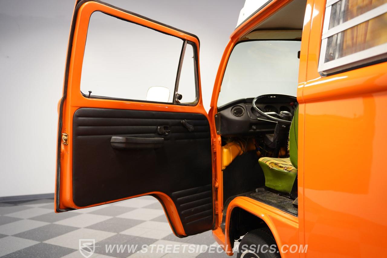 1977 Volkswagen Kombi Van Camper