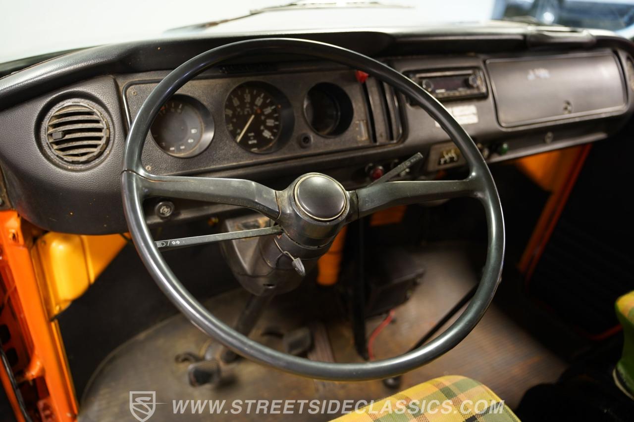 1977 Volkswagen Kombi Van Camper