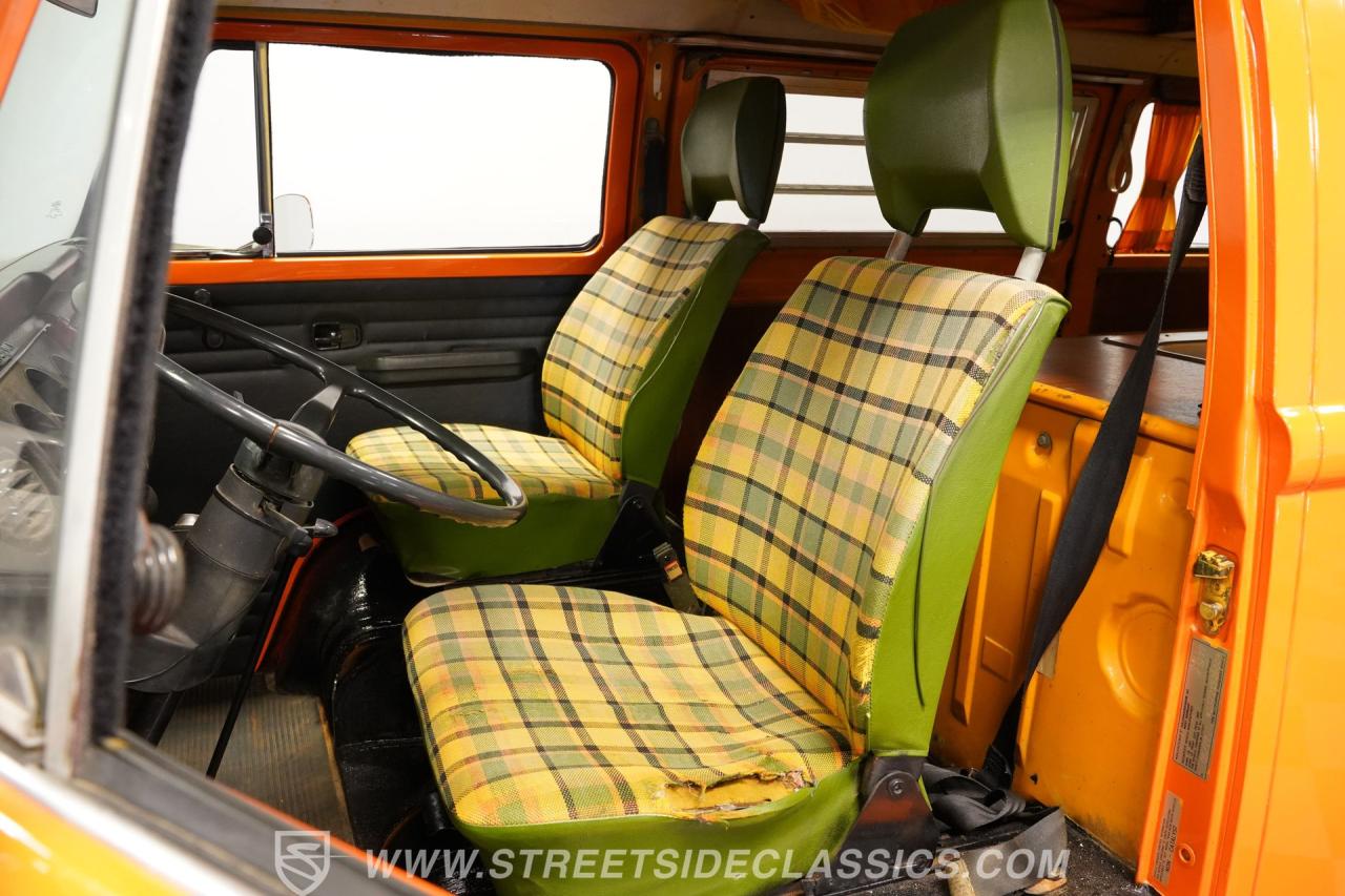 1977 Volkswagen Kombi Van Camper