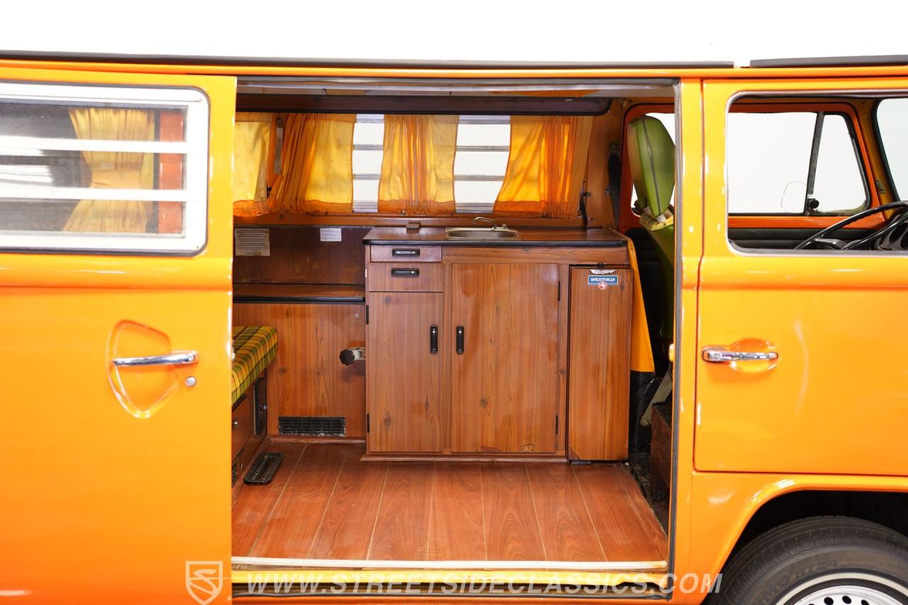 1977 Volkswagen Kombi Van Camper