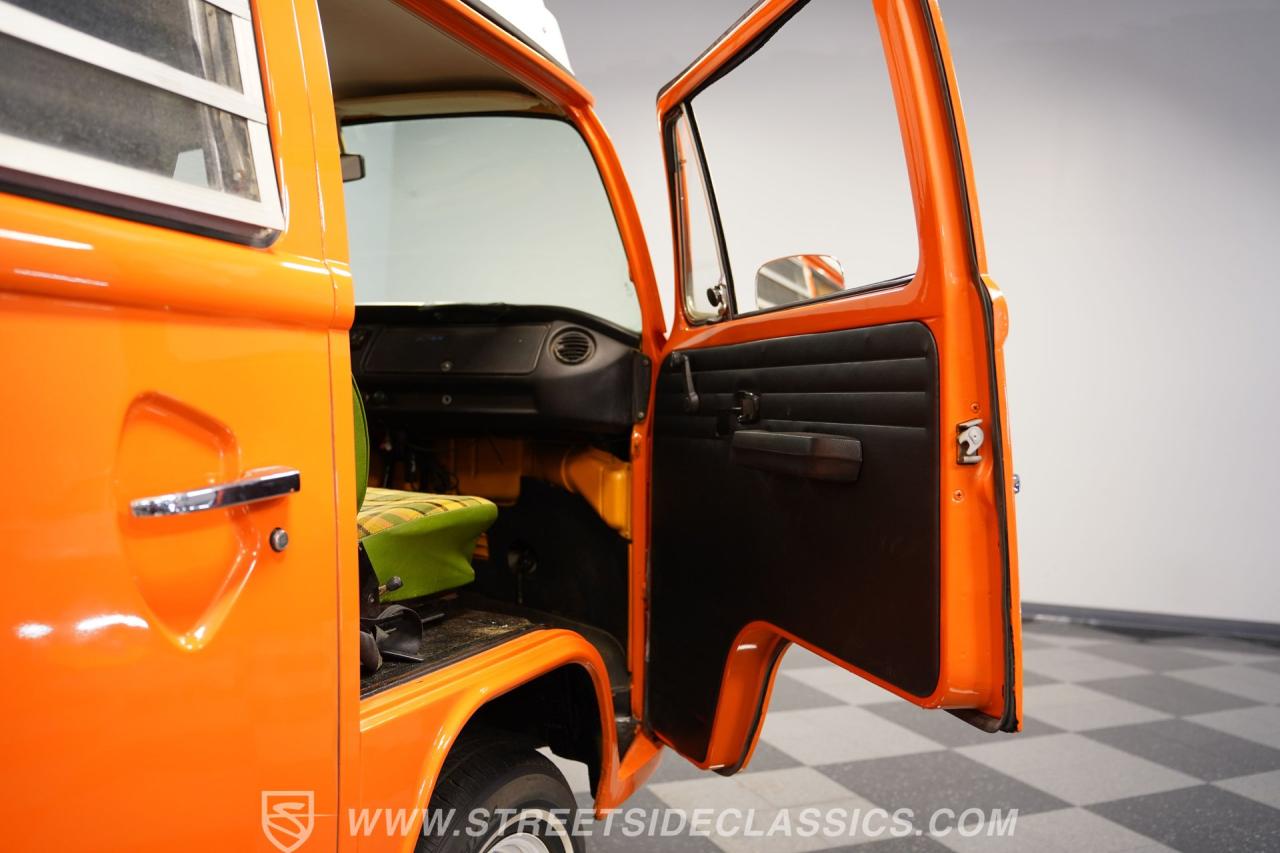 1977 Volkswagen Kombi Van Camper