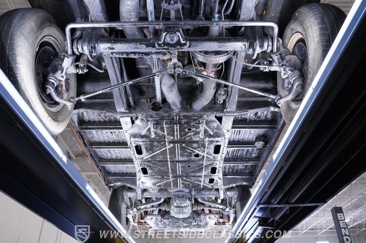 1977 Volkswagen Kombi Van Camper