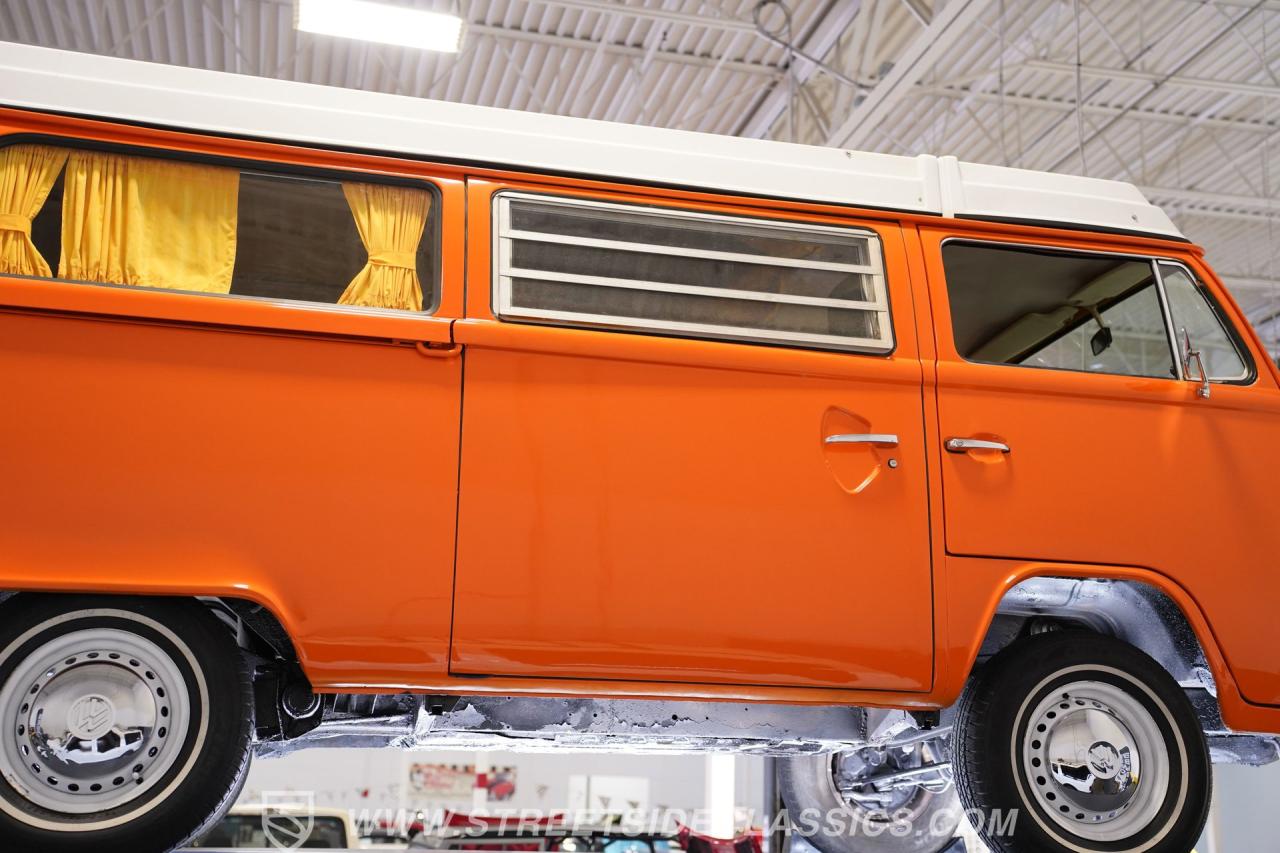 1977 Volkswagen Kombi Van Camper