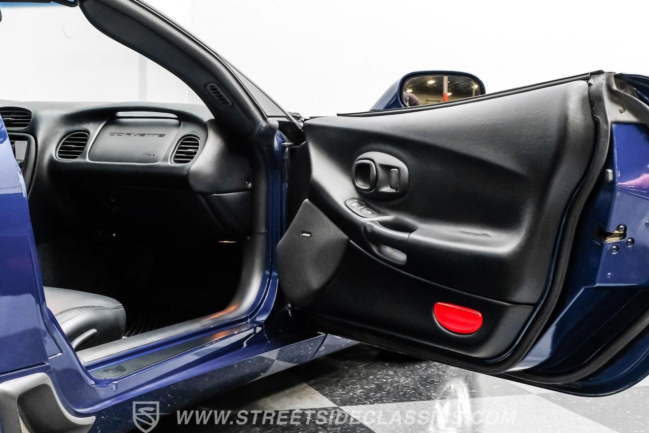 2004 Chevrolet Corvette Z06 Commemorative Edition