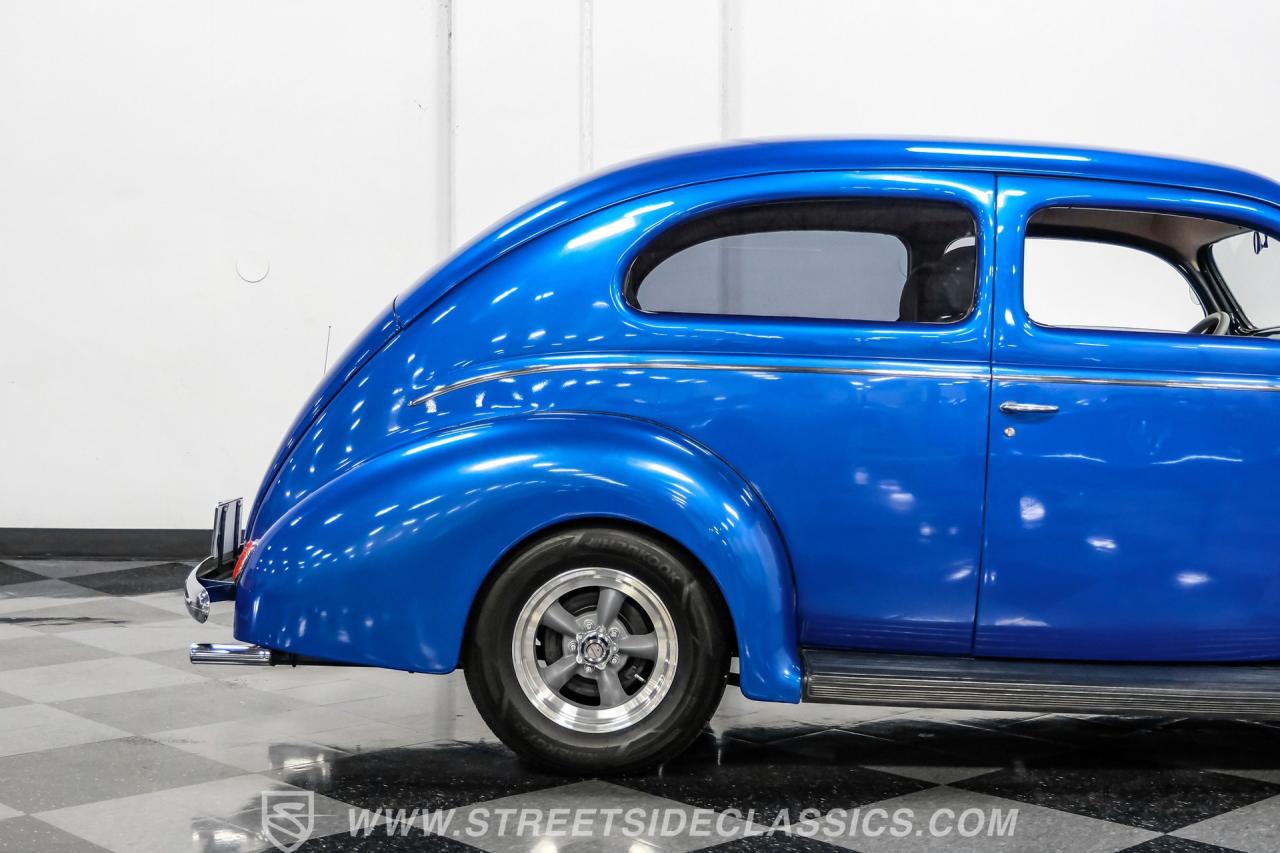 1939 Ford Deluxe Streetrod