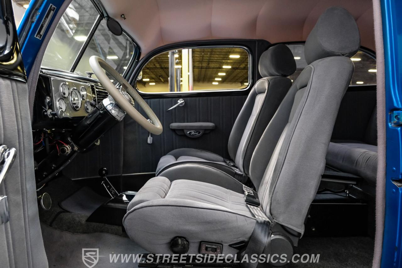 1939 Ford Deluxe Streetrod