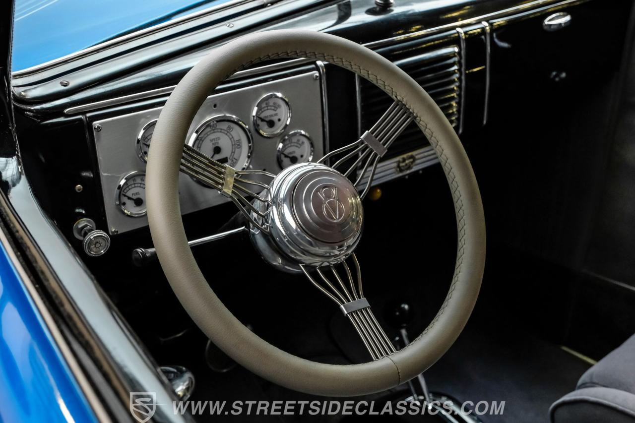 1939 Ford Deluxe Streetrod