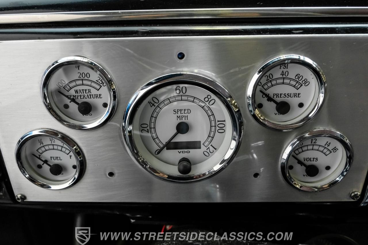 1939 Ford Deluxe Streetrod