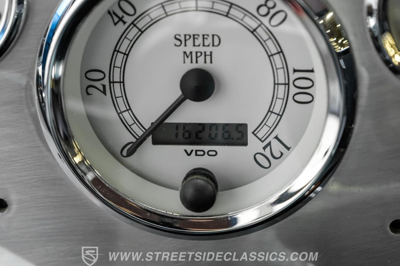 1939 Ford Deluxe Streetrod