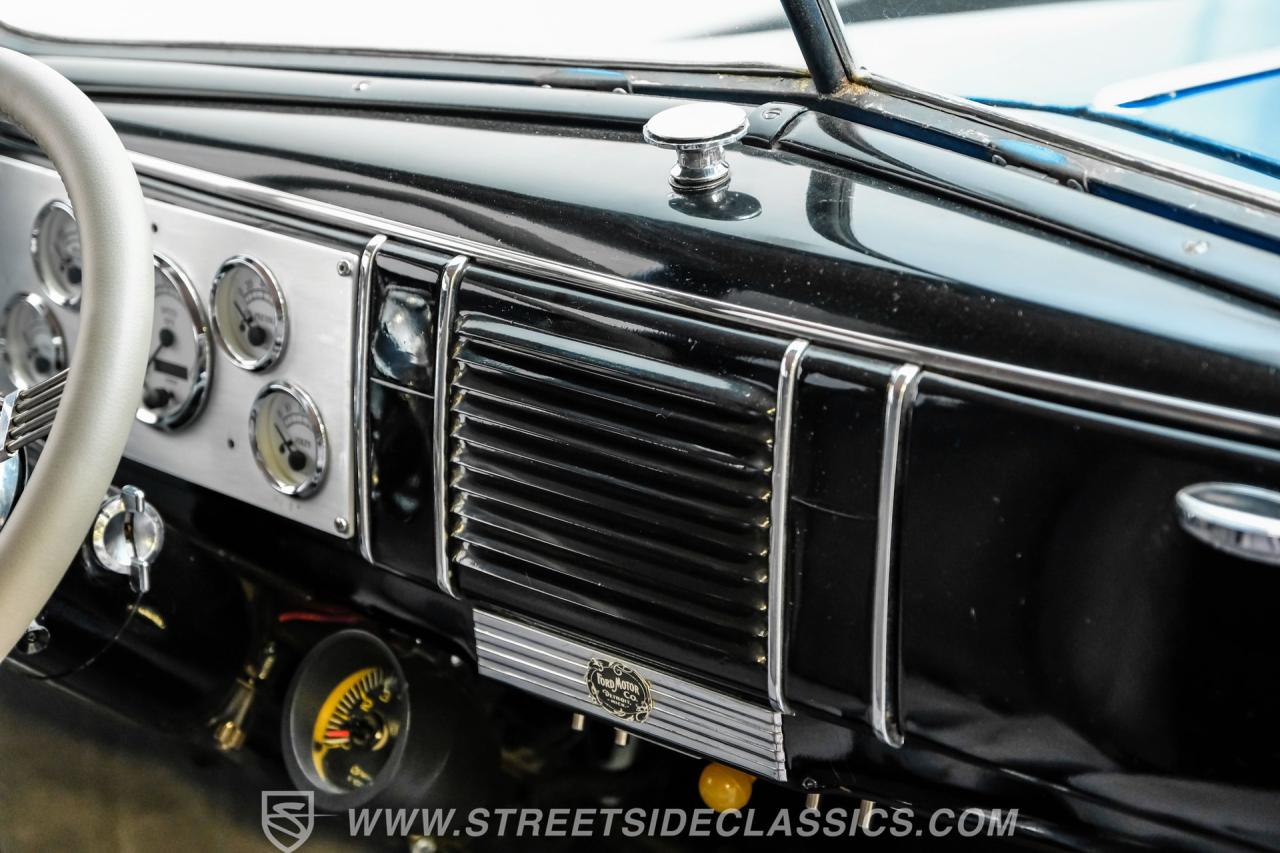 1939 Ford Deluxe Streetrod