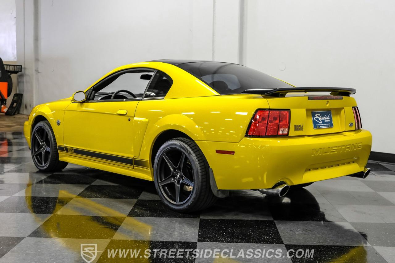 2003 Ford Mustang Mach 1