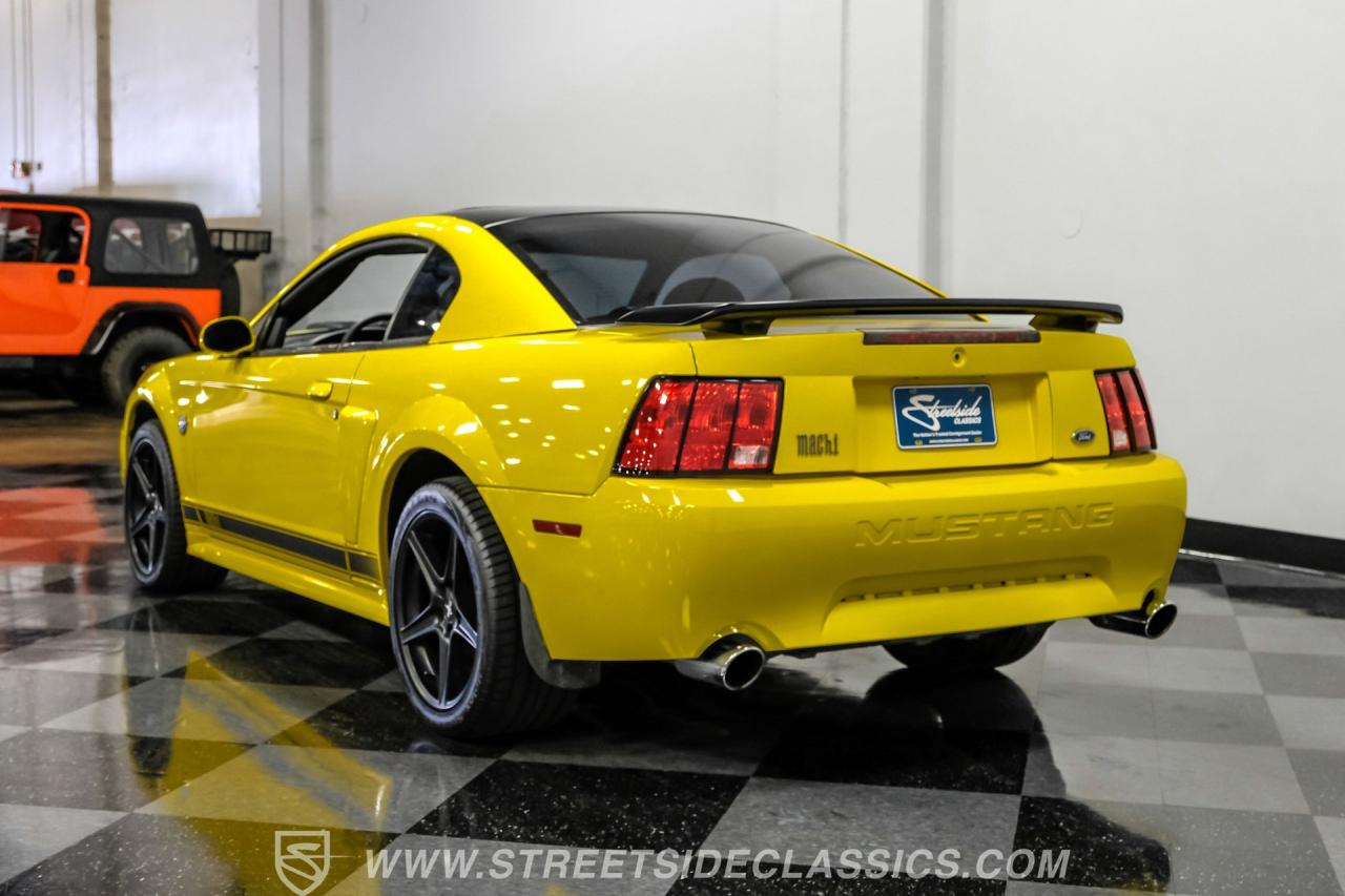 2003 Ford Mustang Mach 1