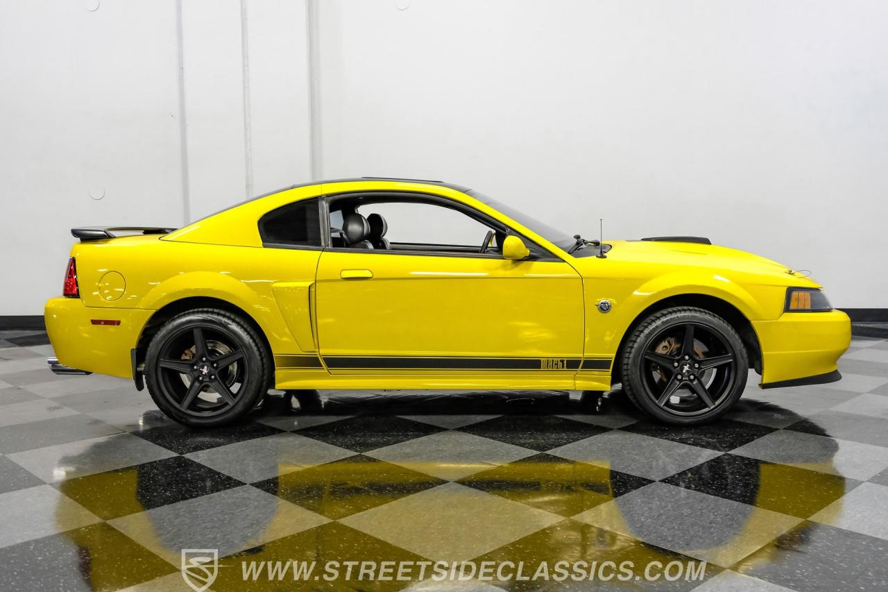 2003 Ford Mustang Mach 1