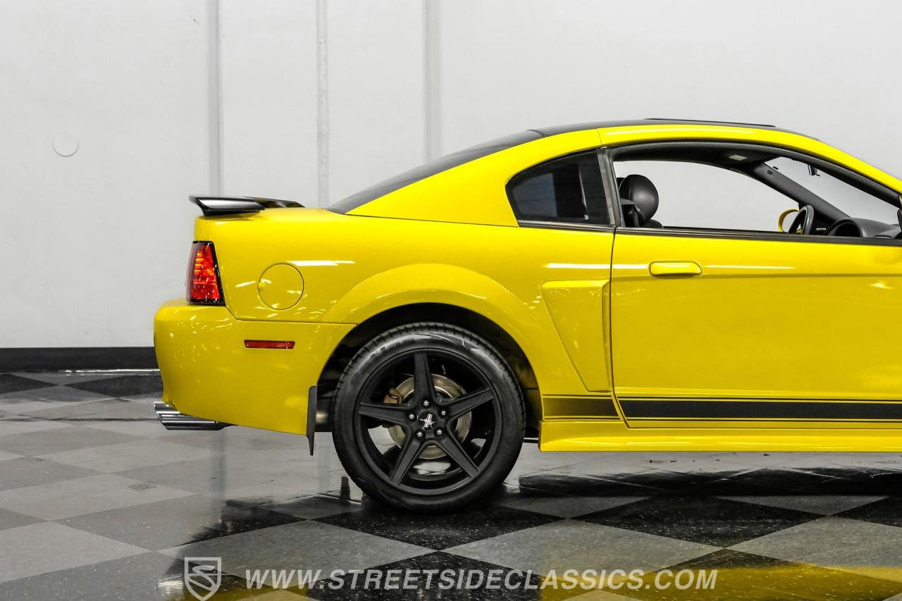 2003 Ford Mustang Mach 1