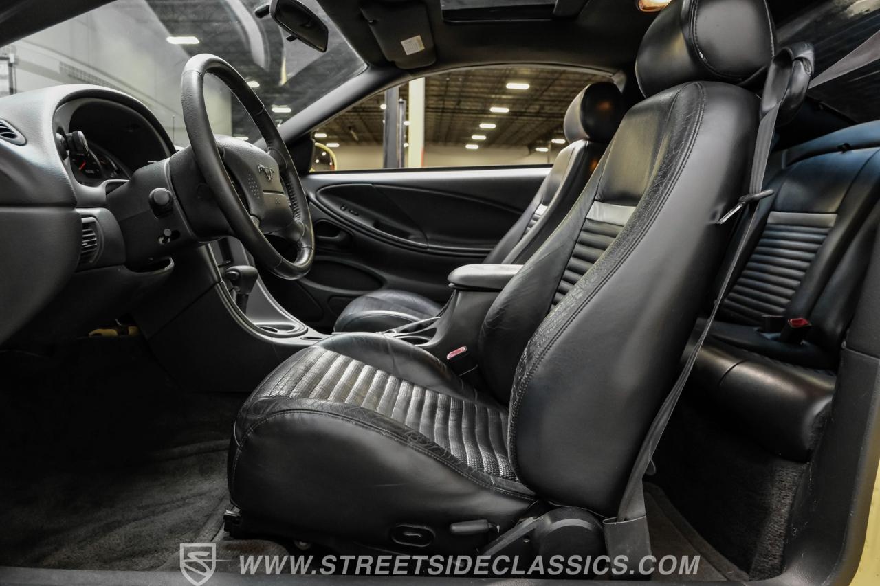 2003 Ford Mustang Mach 1