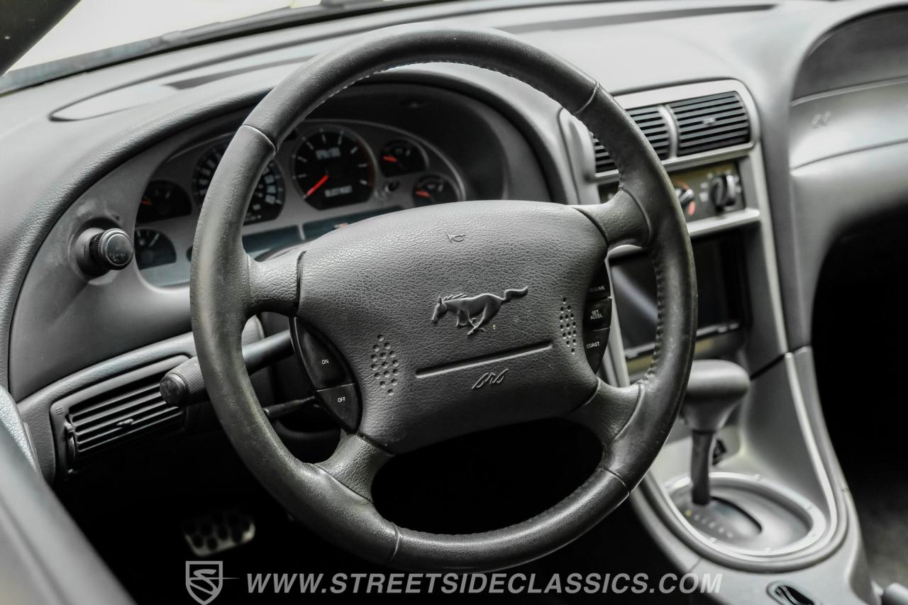 2003 Ford Mustang Mach 1