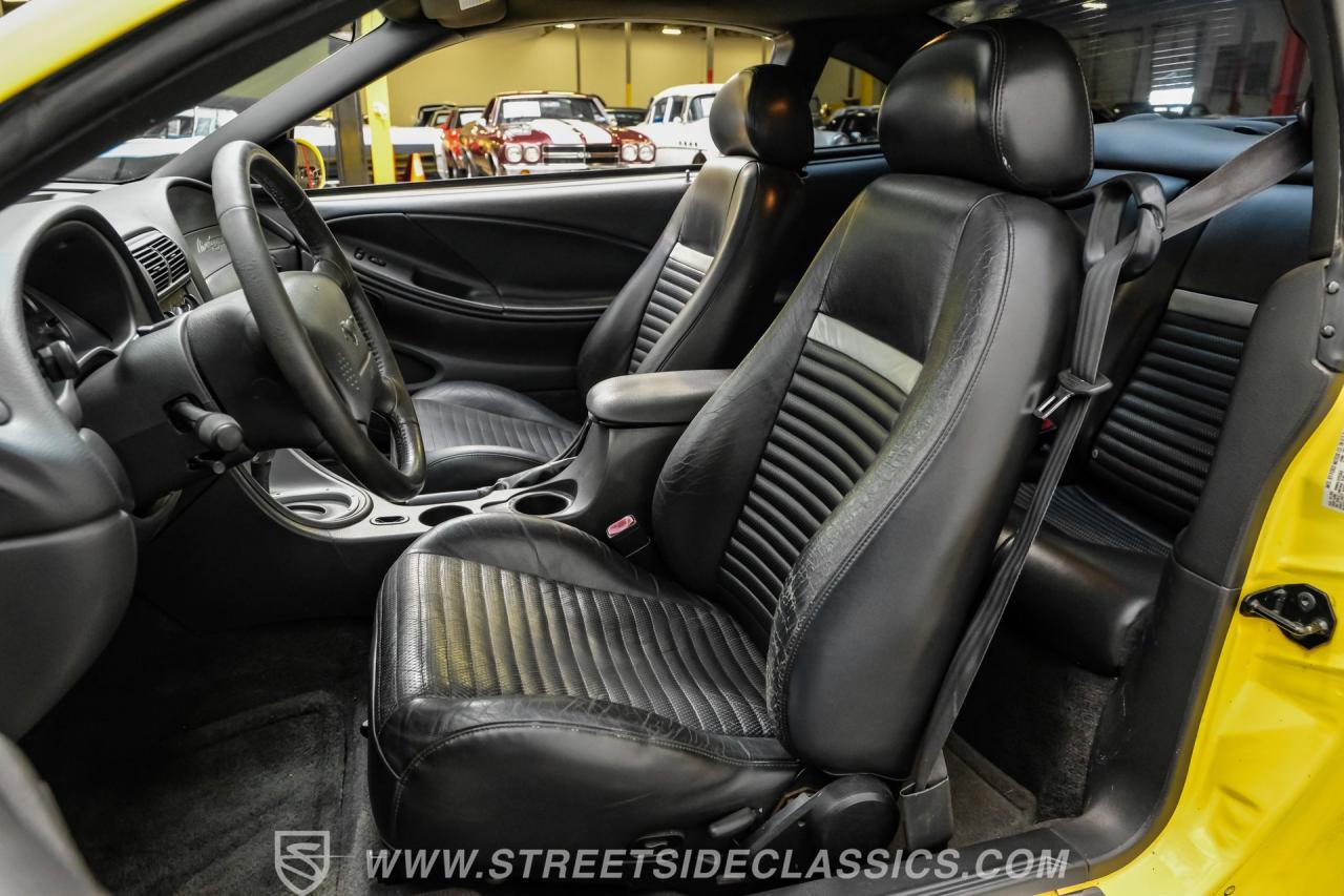 2003 Ford Mustang Mach 1