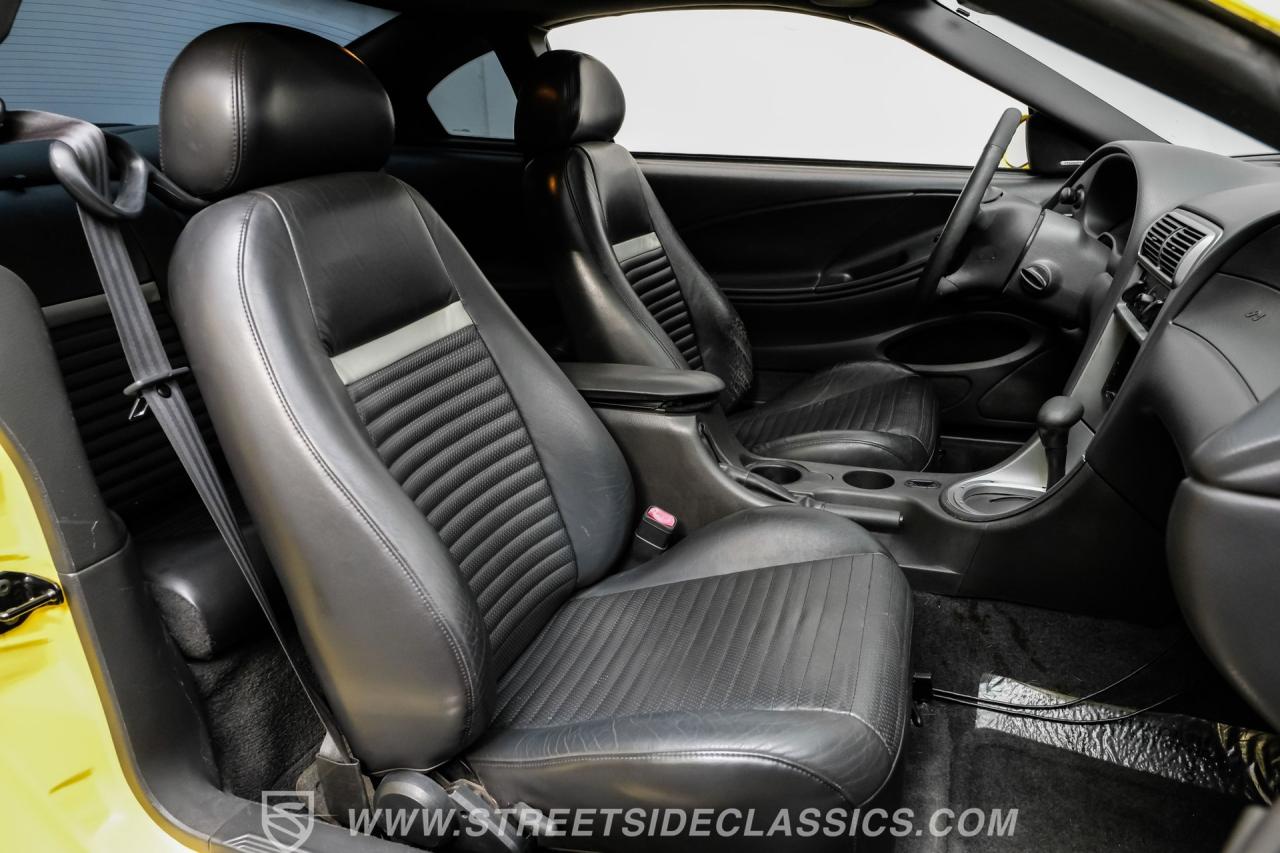 2003 Ford Mustang Mach 1