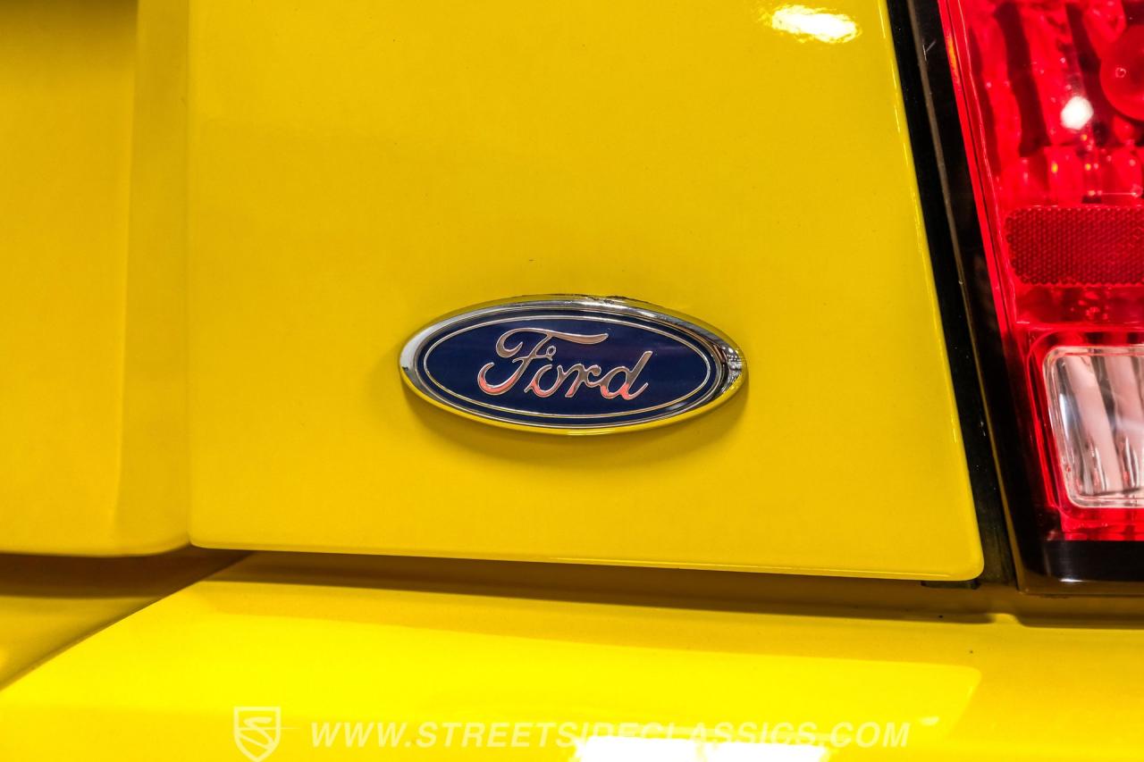 2003 Ford Mustang Mach 1