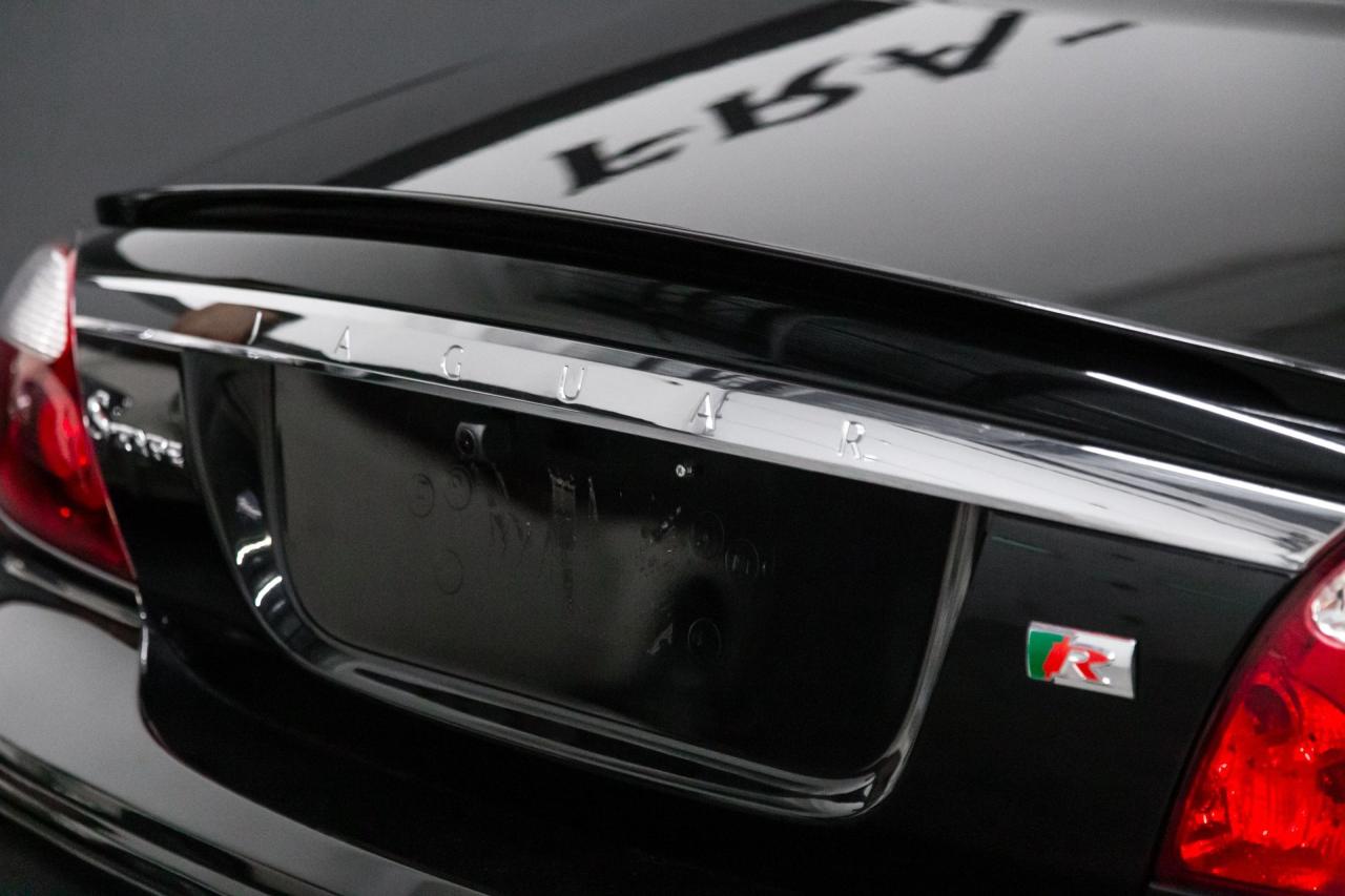 2005 Jaguar S TYPE R