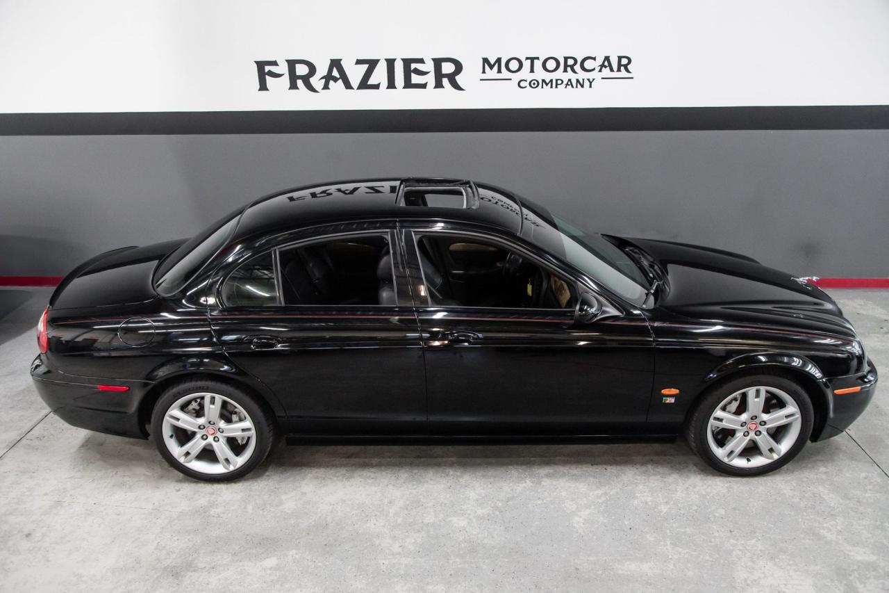 2005 Jaguar S TYPE R