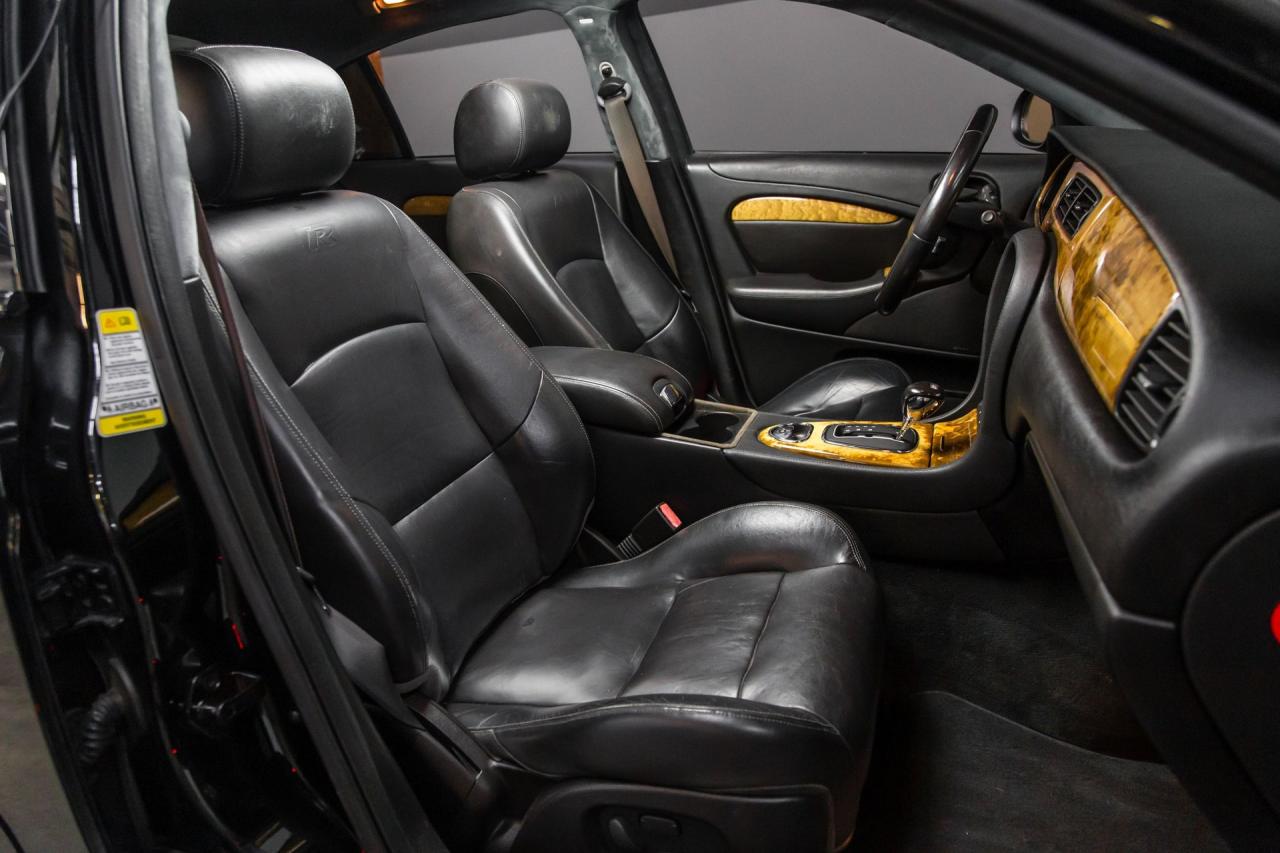 2005 Jaguar S TYPE R