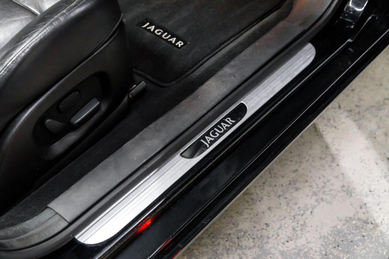 2005 Jaguar S TYPE R