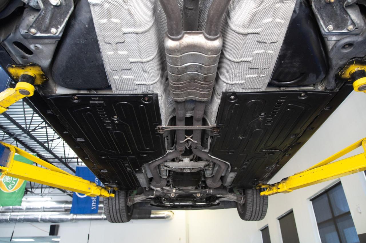 2005 Jaguar S TYPE R