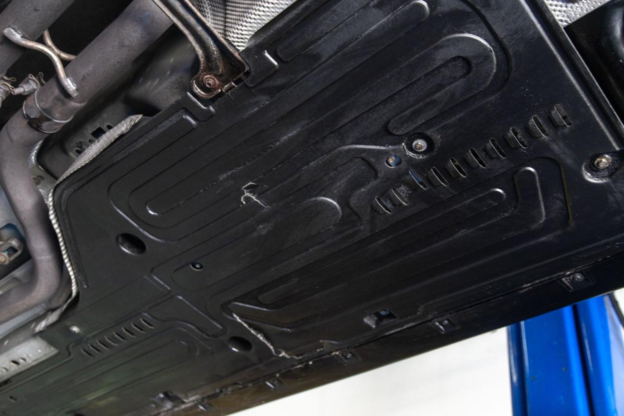 2005 Jaguar S TYPE R